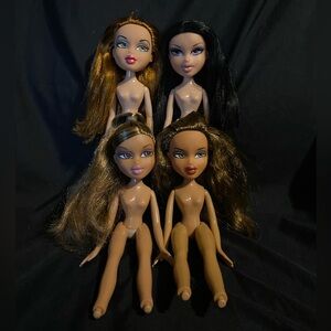 Bratz Nude dolls + clothing lot